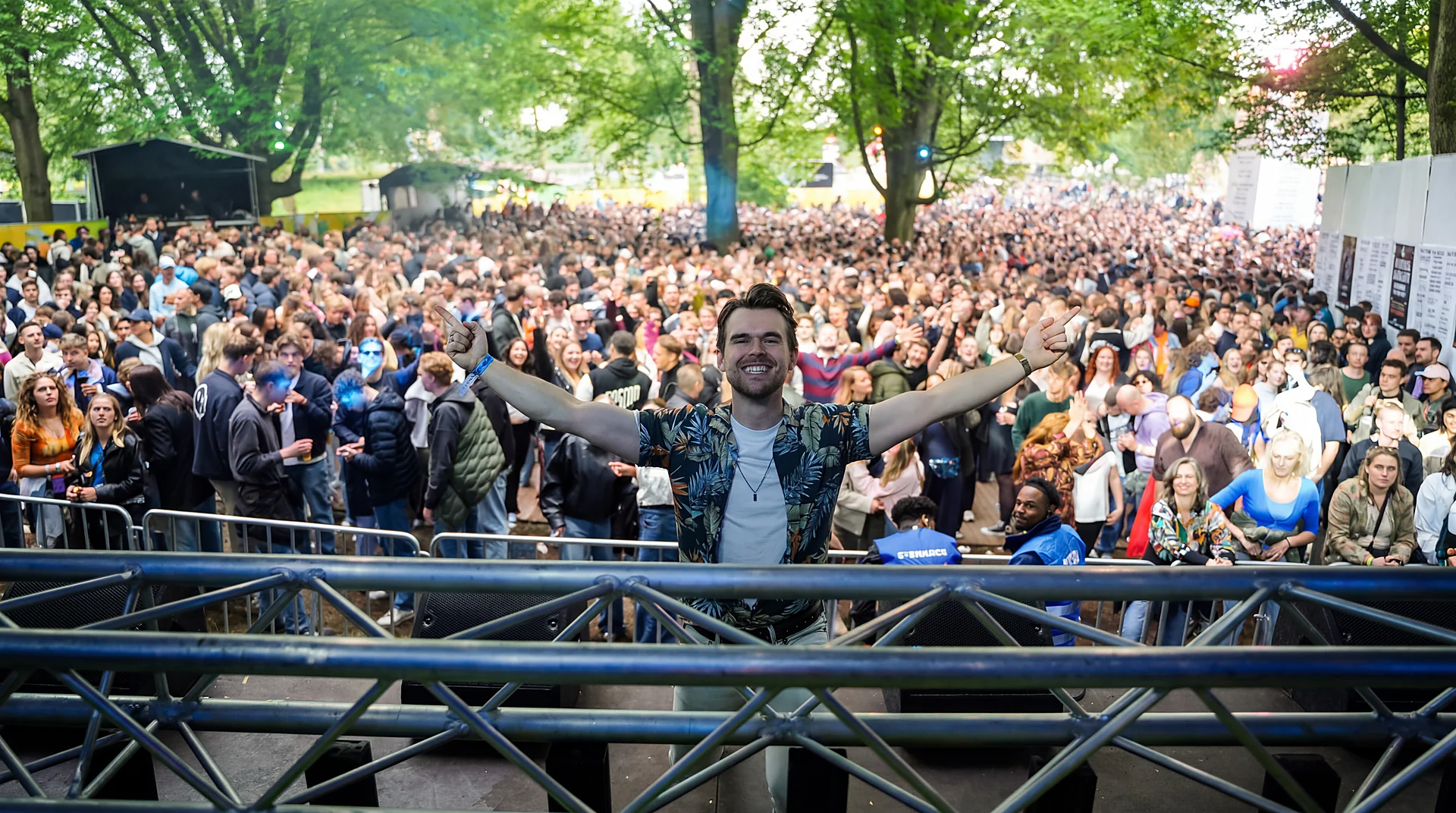 Laurentius DJ in front of the crowd at Bevrijdingsfestival Overijssel, Windesheim Danstheater